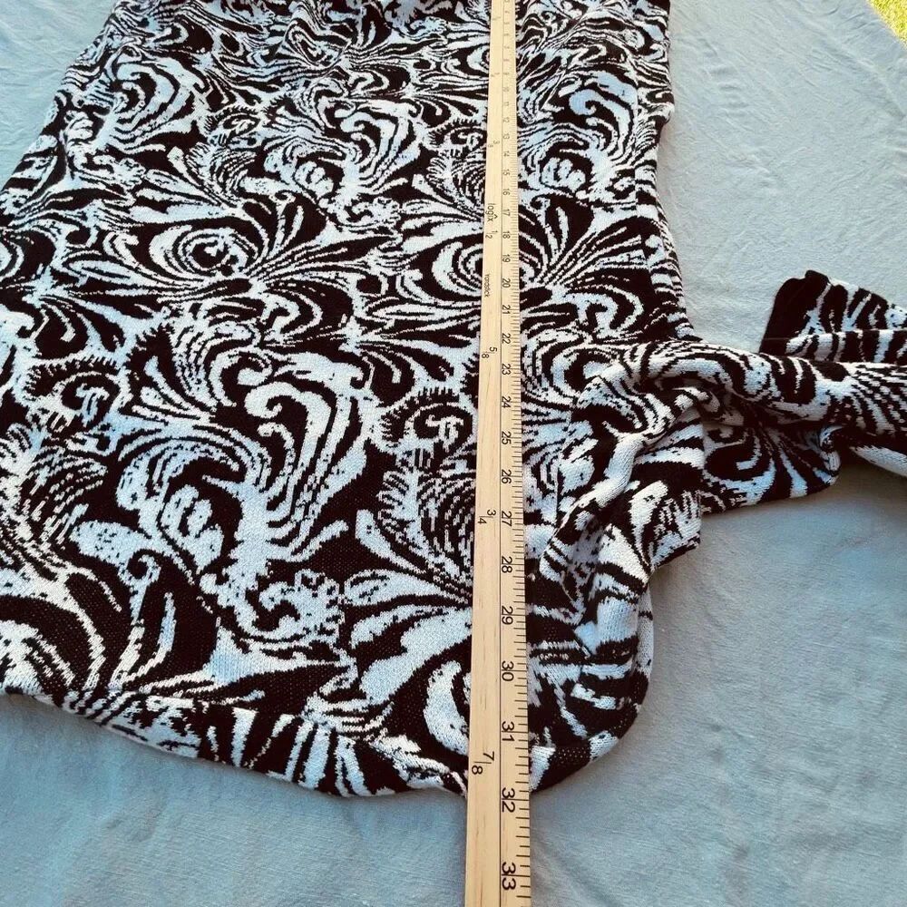 Chico’s size M abstract floral cardigan fringe pockets. - Picture 6 of 7